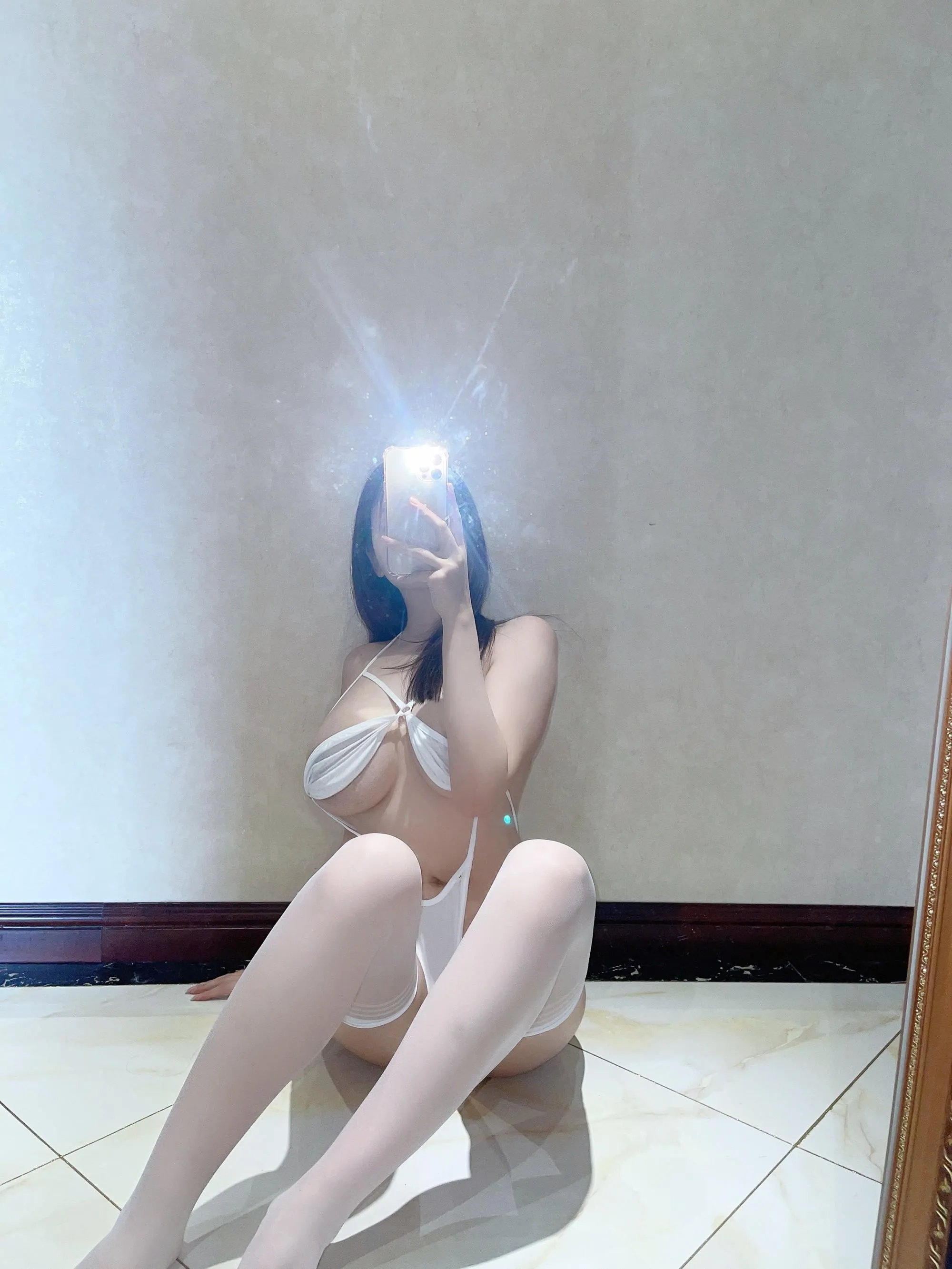 NO.055 奶宝妹纸 – 微密圈系列 白色情趣 [13P]插图6